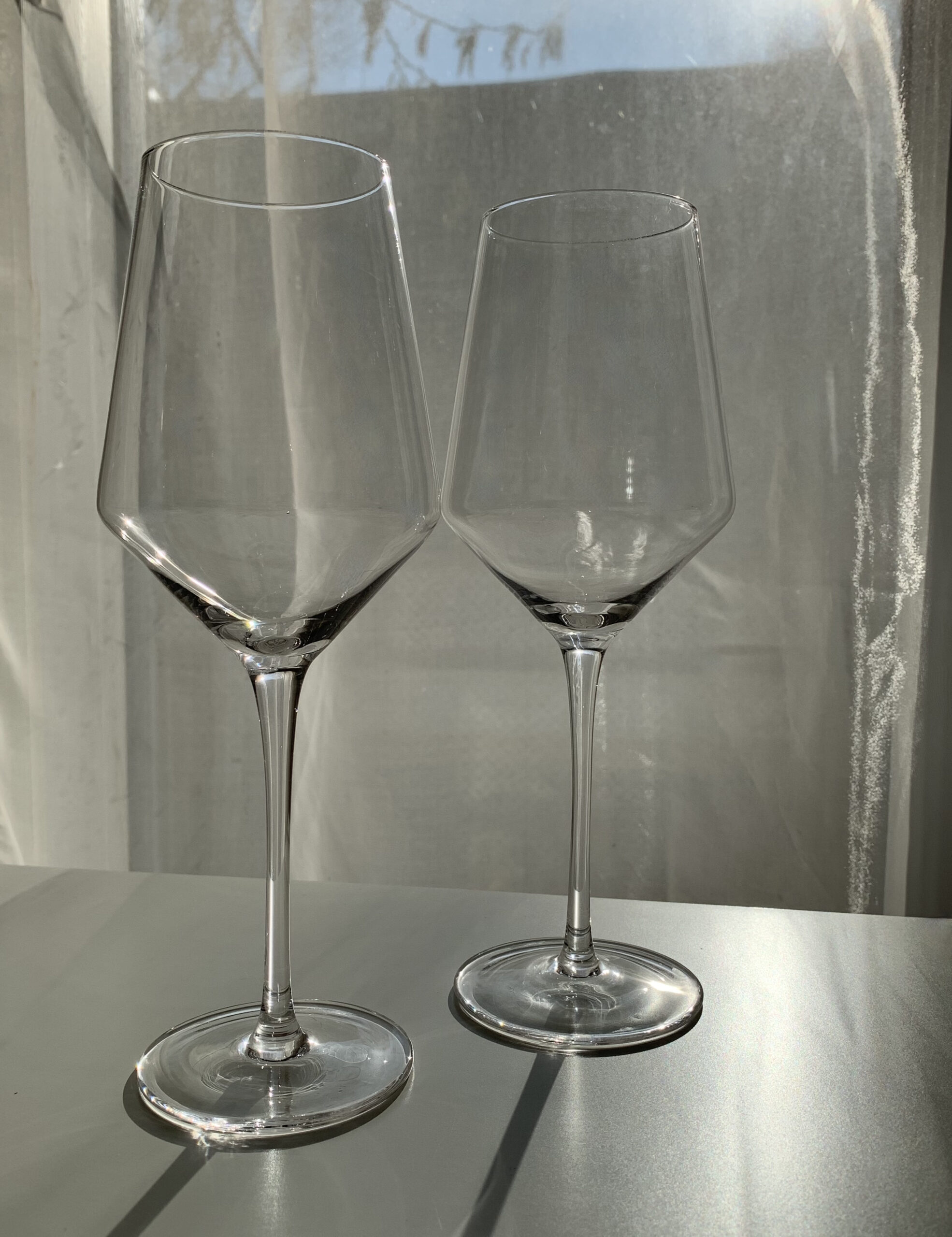 Crystal Wine Glasses (set of 2) - GO HOME Unusual Decor and Gifts
